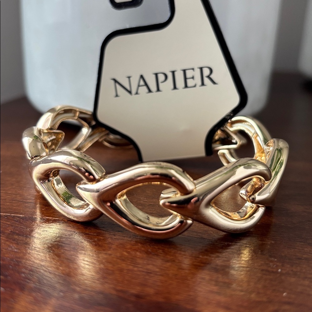 Napier Gold Tone stretch,